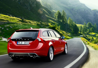 Illustration for article titled Volvo S60 And V60 R-Design R-Underwhelming
